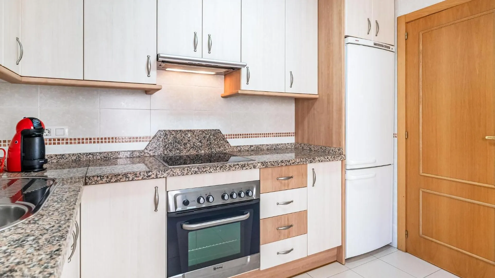 Nice Apartment In Torre Del Mar With Kitchen